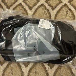 LULULEMON City Adventurer Duffle 29L